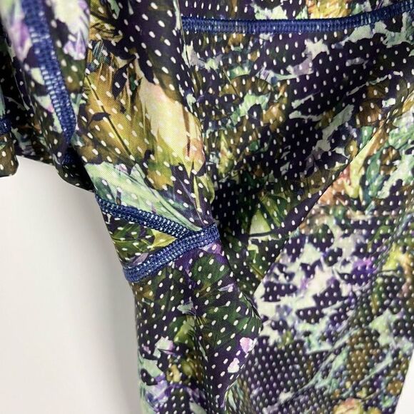 Lululemon High Rise Wunder Under Crop II Roll Down Floral Iris Print size 4 - Picture 8 of 12